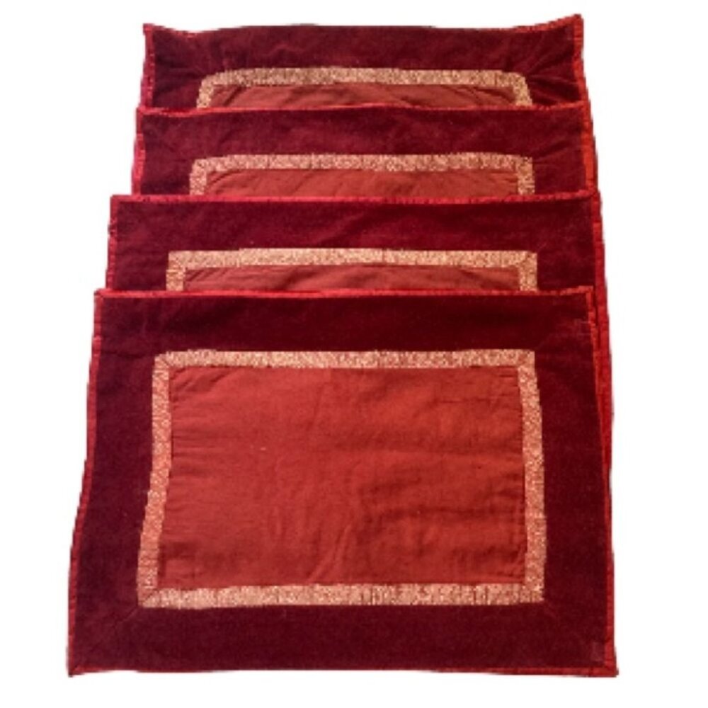 CRATE & BARREL Adagio Velvet Placemats Burgundy with Copper Trim Set of 4